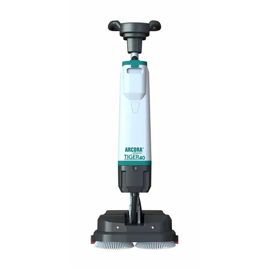 Die weiß-graue Arcora Tiger 40 Bodenreinigungsmaschine von Arcora International GmbH steht aufrecht mit zwei Rundbürsten am Sockel und einem Bediengriff für die professionelle Bodenreinigung. Die Lieferung erfolgt im Karton (1 Stück).
