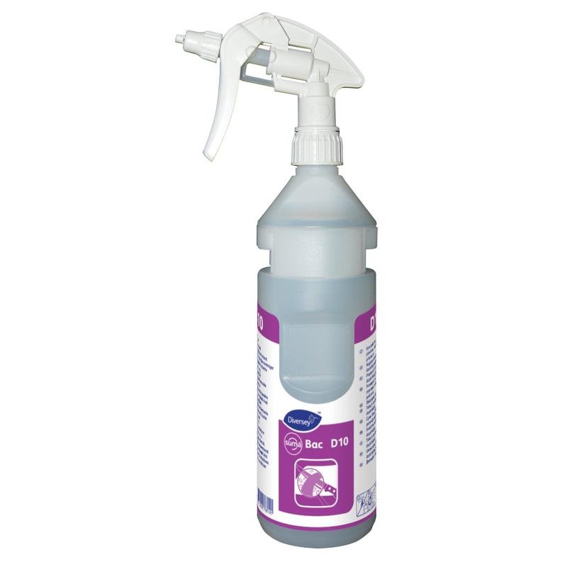 Una chiara bottiglia di plastica con un erogatore bianco, che contiene liquido blu e un'etichetta viola-bianca, è il kit bottiglia Suma Bac D10 conc (0,75l) di Diversey Deutschland GmbH & Co. OHG, adatto per sistemi Divermite e DQFM.