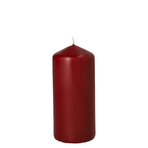 La candela a colonna Starpak con durata extra lunga (Ø 60 mm, 130 mm) è posizionata non accesa e in verticale su sfondo bianco - qualità superiore di Starpak per una luce di candela duratura.