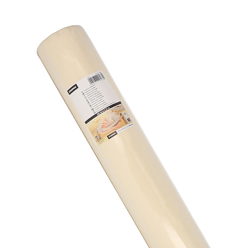 Un primo piano della tovaglia Starpak, simile al tessuto, Airlaid 20 m x 1,2 m in una confezione trasparente con codice a barre ed etichetta del prodotto, che mette in evidenza il suo aspetto simile al tessuto.