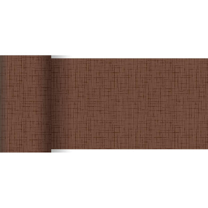 Der Dunicel-Tischläufer 20 m x 15 cm von Duni GmbH ist ein brauner, strukturierter Tischläufer mit dezentem Gitter- und Kreuzschraffurmuster, der teilweise auf weißem Untergrund ausgerollt ist - ideal für eine stilvolle Tischdekoration.