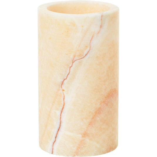 Il portacandele in onice minerale (125x70 mm) di Duni GmbH si distingue per il suo design elegante in beige chiaro con venature naturali e una parte superiore aperta, che risalta su un sobrio sfondo bianco. Confezione: 1 pezzo.
