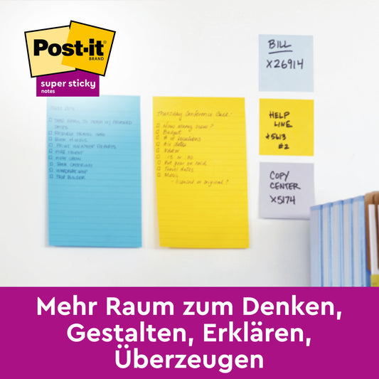 An einer weißen Wand haften großformatige Post-it® Notes von 3M in Gelb mit Raster (101 x 152 mm). Rechts stehen Bücher. Unten ein lila Banner: "Mehr Raum zum Denken, Gestalten, Erklären, Überzeugen.