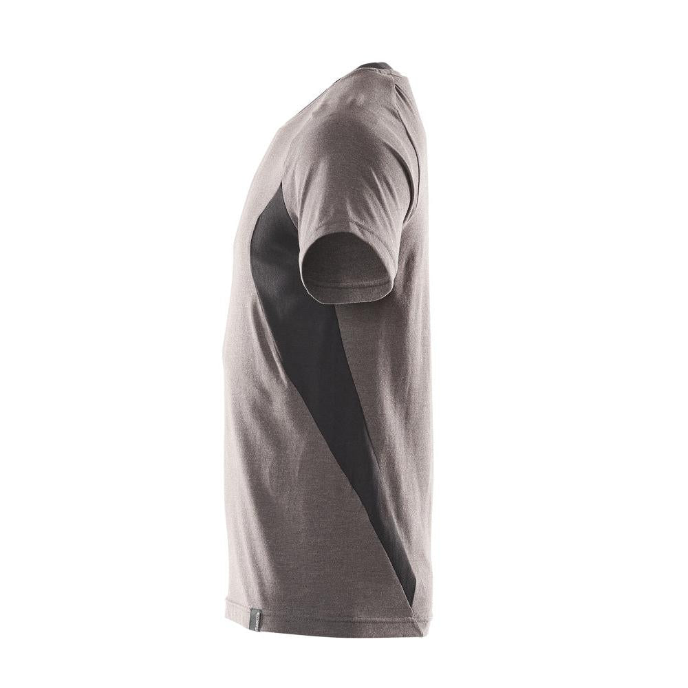 T-shirt, t-shirt dal taglio moderno