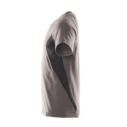 T-shirt, t-shirt dal taglio moderno