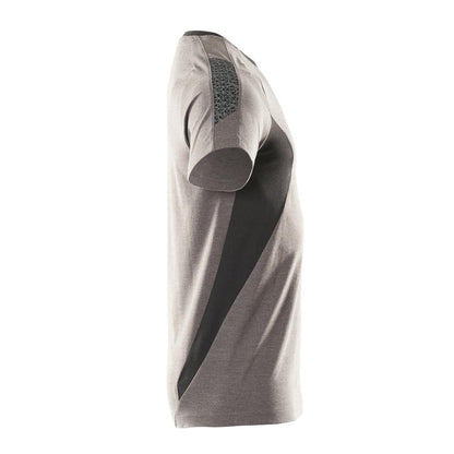 T-shirt, t-shirt dal taglio moderno