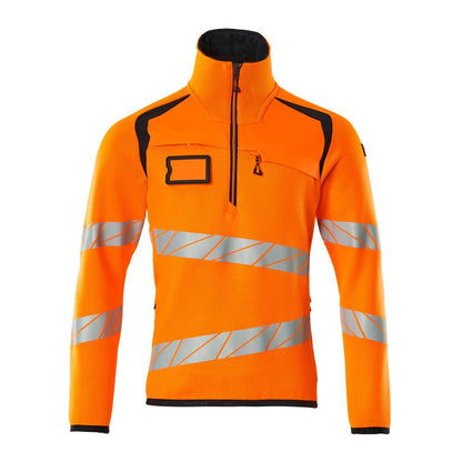 Maglione lavorato ai ferri con maglione lavorato a maglia con cerniera corta