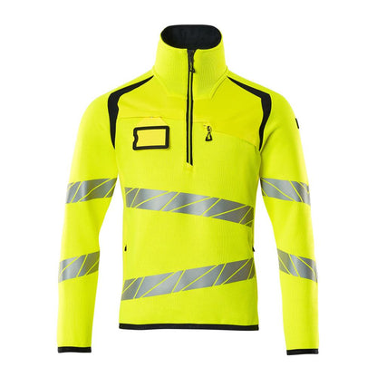 Maglione lavorato ai ferri con maglione lavorato a maglia con cerniera corta