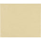 Vista dall'alto su una carta da imballaggio in erba non stampata, strutturata, beige chiaro Duni GmbH Bloom Mini (345x290 mm) carta d'erba naturale con spruzzi discreti; il pacchetto contiene 1000 pezzi.