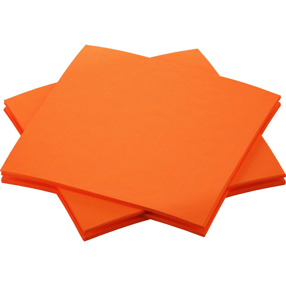Una pila di tovaglioli Dunisoft arancione brillante da 20 x 20 cm della Duni GmbH è disposta in uno schema sovrapposto su uno sfondo bianco, portando un'eleganza stilosa a ogni tavola apparecchiata.