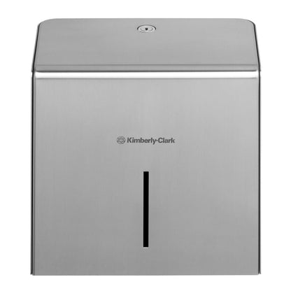 Il dispenser di carta igienica Mini Jumbo Kimberly-Clark Professional™ (acciaio inossidabile) della Kimberly-Clark GmbH ha un design robusto in acciaio inossidabile con una fessura di visualizzazione e un foro per chiave nella parte superiore per un facile accesso, offrendo sia stile che funzionalità.