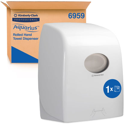 Il distributore di asciugamani a rotolo Aquarius™ - Bianco di Kimberly-Clark GmbH si trova davanti alla sua scatola di imballaggio marrone con dettagli sul marchio e sul prodotto. Il distributore igienico con frontale trasparente è ideale per aree pubbliche.