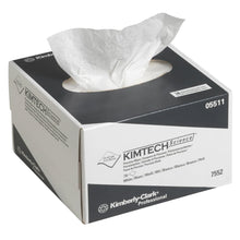 Una scatola rettangolare bianca di fazzoletti di precisione Kimtech® Science (Kimberly-Clark GmbH) con un fazzoletto senza pelucchi parzialmente estratto; ideale per la pulizia nei laboratori. Dettagli del prodotto e marchio appaiono sulla piccola scatola da 286 fogli.