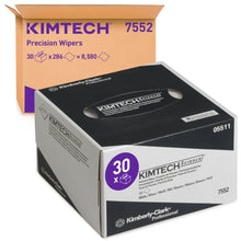 Una scatola di fazzoletti di precisione Kimtech® Science bianca (30 scatole x 286 fogli) di Kimberly-Clark GmbH si trova dietro una scatola marrone. Questi fazzoletti senza pelucchi sono ideali per laboratori e pulizie.