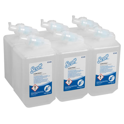 Sei cartucce trasparenti da 1 litro di sapone schiumoso antibatterico Scott® di Kimberly-Clark GmbH, raffigurate su sfondo bianco - perfette per i bagni che necessitano di sapone schiumoso antibatterico.