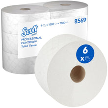 Una confezione di carta igienica Scott® Control™ della Kimberly-Clark GmbH contiene 6 rotoli bianchi (ognuno 314 m, 1280 fogli/rotolo) con estrazione centrale e un'etichetta con le informazioni sul prodotto e "6 x" evidenziato in blu.
