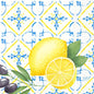 Un acquerello di limoni, foglie e olive nere su uno sfondo piastrellato - ideale per tovaglioli di carta Duni GmbH 33x33 cm, 3 strati, Mediterraneo (confezione da 250 tovaglioli) nel design mediterraneo.