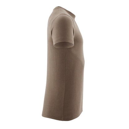 T-shirt, t-shirt dal taglio moderno