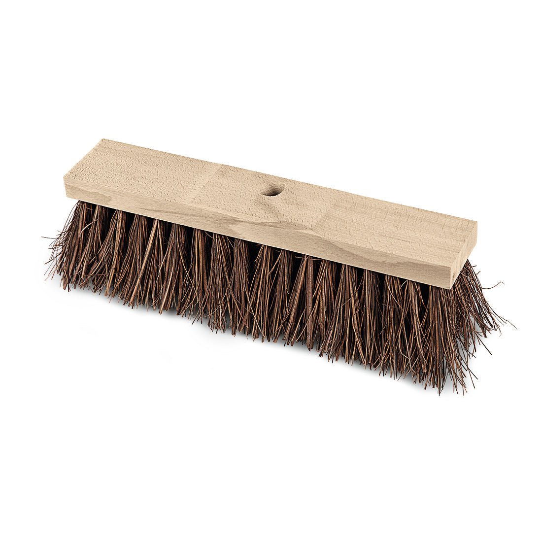 La scopa stradale Piassava 40 cm di Nölle Profi Brush di Nölle Profi Brush Bürsten- & Pinseltechnik e.K. dispone di un manico rettangolare in legno di sella, setole scure rigide e un foro centrale per il fissaggio di un manico di scopa.