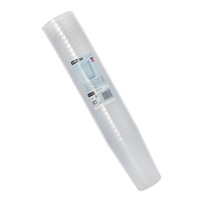 Una pila di bicchieri di plastica riutilizzabili Starpak PP 0,5 l, avvolti in pellicola termoretraibile trasparente con etichetta e codice a barre. I bicchieri sono disposti verticalmente davanti a uno sfondo bianco semplice.