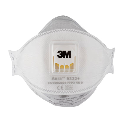Una 3M™ Aura™ Comfort Cool Flow™ Maschera antiparticolato 9322+, FFP2, con valvola di 3M Deutschland GmbH è raffigurata frontalmente su sfondo bianco e dispone di una valvola di espirazione centrale e informazioni sul prodotto stampate.