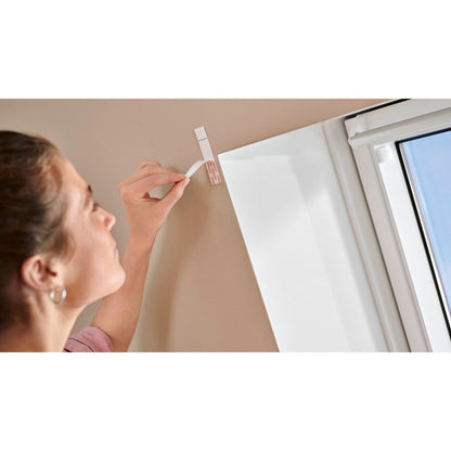 tesa INSECT STOP Fliegengitter für Dachfenster Premium – Anwendung