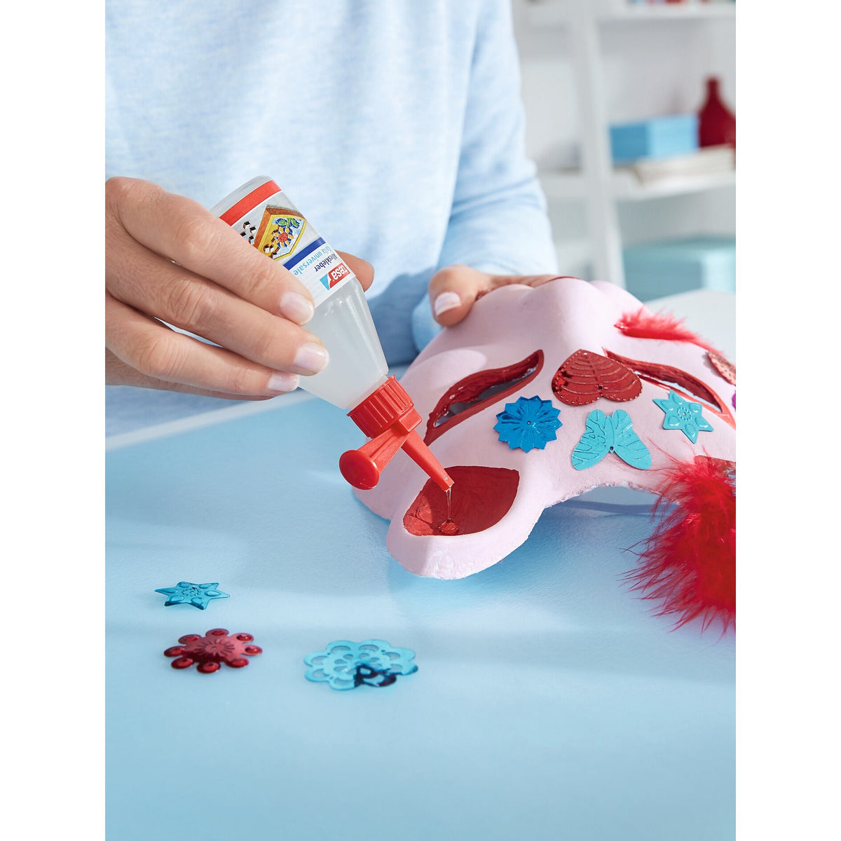 tesa 57007 Alleskleber, 1750g, transparent, Art.-Nr. 57007-00003-02 – Anwendung