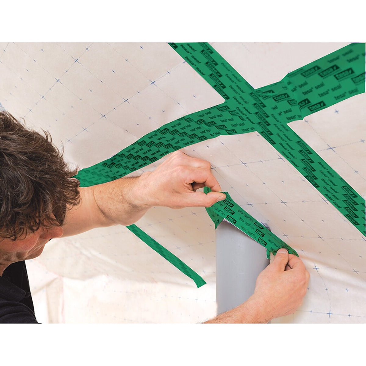tesa Professional 60077 Dampfbremsen-Band, 25 m x 50 mm, grün – Anwendung