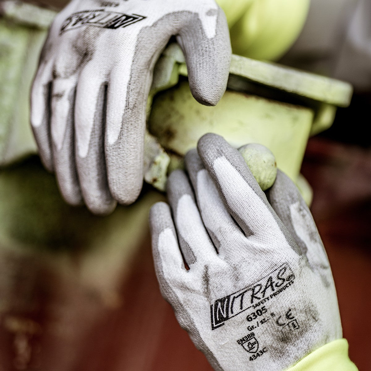 Guanti antitaglio NITRAS, bianchi/grigi