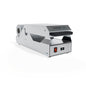 La sigillatrice DF20 - semiautomatica incl. 1 cassetta DF10/DF20 di Duni GmbH, con controllo digitale e maniglia nera, è ideale per sigillare confezioni ed è pronta per chiudere vassoi alimentari.