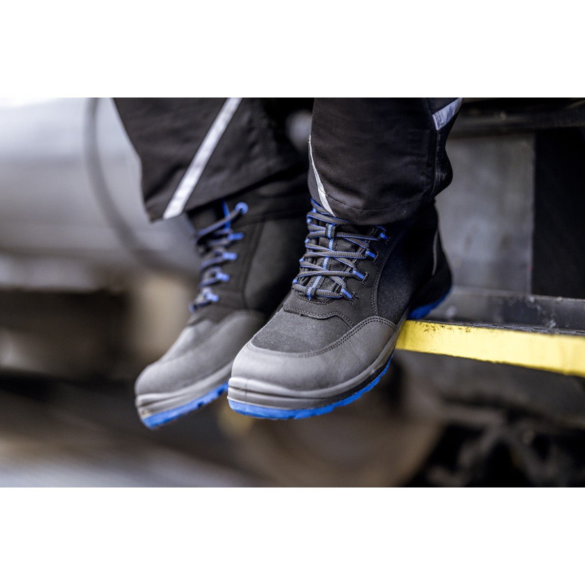 NITRAS SOLID STEP MID, stivali antinfortunistici a media altezza