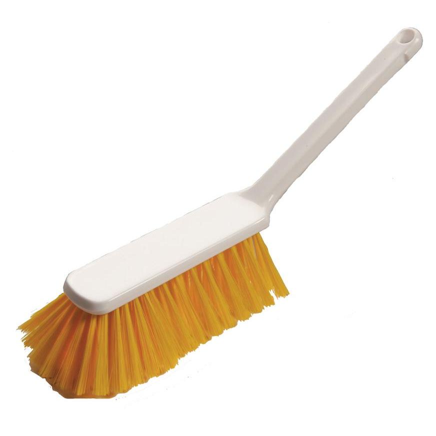 La scopa a mano 315x40x55 mm, morbida di Diversey Deutschland GmbH & Co. OHG dispone di un lungo manico in plastica bianca e setole morbide, ideale per la pulizia di superfici delicate. Immagine su sfondo bianco.