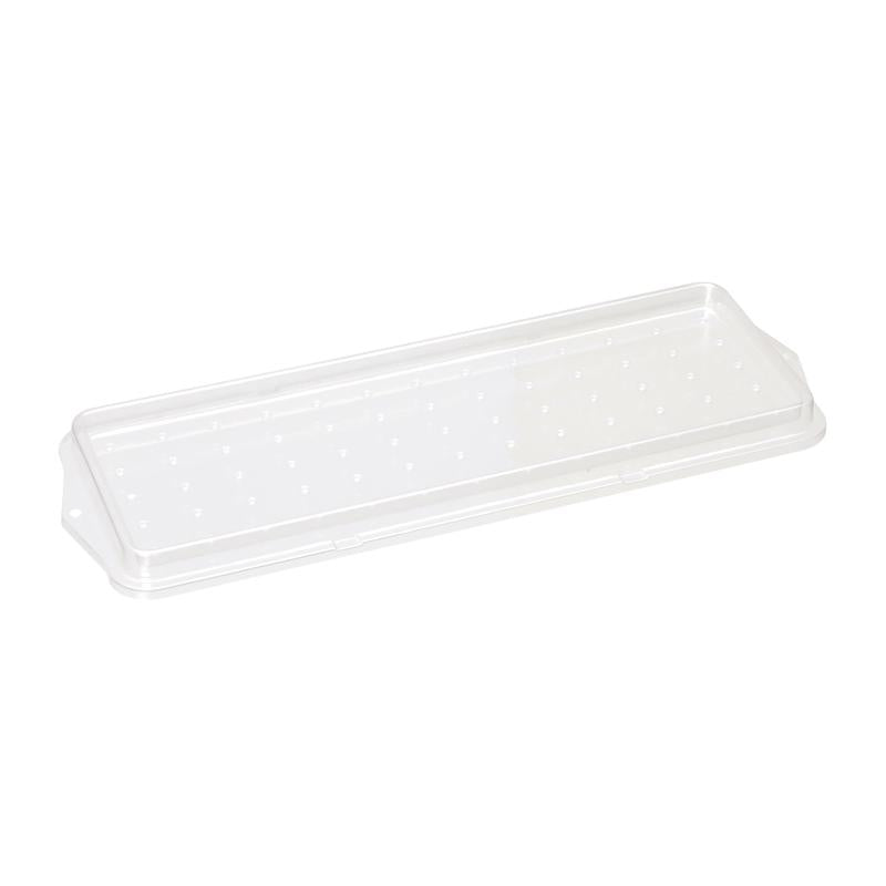 Il setaccio di preparazione TASKI per scatole per mop della Diversey Deutschland GmbH & Co. OHG è un coperchio di plastica trasparente e rettangolare con bordi rialzati e irregolarità superficiali, fotografato su sfondo bianco – perfetto per un processo di pulizia ottimizzato.