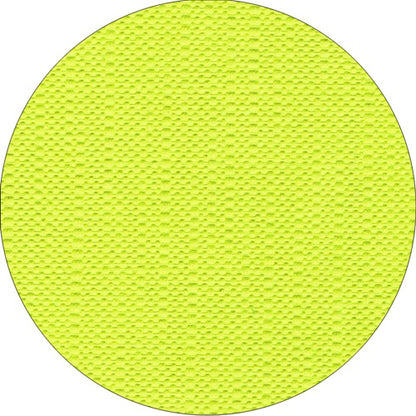 Un primo piano della tovaglia PAPSTAR, tessuto "ROYAL Collection" della PAPSTAR GmbH mostra la sua superficie rotonda e gialla con piccoli nodi in rilievo che evidenziano la sua qualità di tessuto di alta gamma.