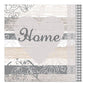 Il cartello decorativo PAPSTAR 20 tovaglioli, 33 cm x 33 cm 3 veli, Set 4 della PAPSTAR GmbH presenta un grande cuore grigio chiaro con la scritta "Home" e strisce rustiche simili al legno con eleganti motivi floreali in pizzo.