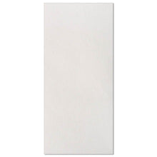 I 50 tovaglioli "ROYAL Collection" 1/8-piega, 40 x 40 cm, della PAPSTAR GmbH sono eleganti tovaglioli bianchi con un motivo discreto - ideali per una tavola apparecchiata con stile.