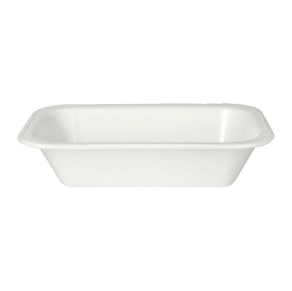 Le ciotole sigillanti Starpak 100, XPS bianco laminato di Starpak sono semplici ciotole rettangolari in plastica bianca con angoli arrotondati e lati inclinati, ideali per il settore della gastronomia, realizzate in polistirolo espanso. Raffigurate su sfondo bianco.