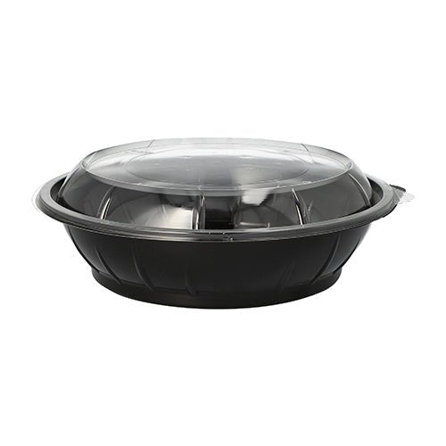 Un contenitore per alimenti Starpak 25 ciotole per insalata rotondo nero (PET, 1000 ml, Ø 21,8 cm, 6 cm) con un coperchio trasparente a cupola "Snap It" R-PET (25 pezzi) è raffigurato su uno sfondo bianco semplice.