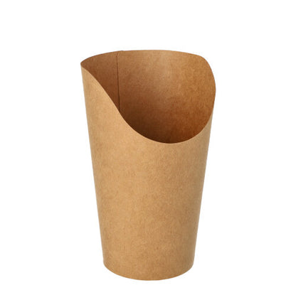 I PAPSTAR 50 Wrap Cups, cartone marrone della PAPSTAR GmbH sono in piedi con la parte superiore inclinata e aperta su uno sfondo bianco - perfetti Wrap Cups ecologici per feste e eventi.