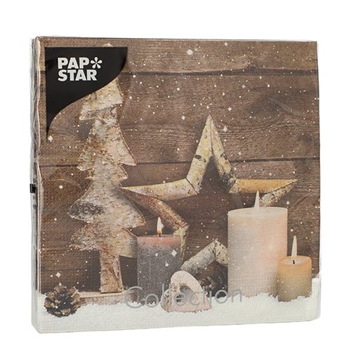 I PAPSTAR GmbH 20 tovaglioli, 33x33 cm, 3 veli, set 5 mostrano un design invernale rustico con candele e decorazioni in legno - durevoli e decorativi per occasioni festive.