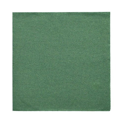 Un tovagliolo verde 32x32 cm della DAILY Collection (confezione da 50, 1/4 piega) della PAPSTAR GmbH è disteso su un fondo bianco.