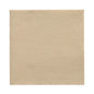 I 50 tovaglioli "DAILY Collection" (1/4 piega, 32x32 cm) della PAPSTAR GmbH sono tovaglioli di carta beige e quadrati con una leggera struttura a punti - perfetti per tovaglioli di alta qualità e decorazioni da tavola eleganti.