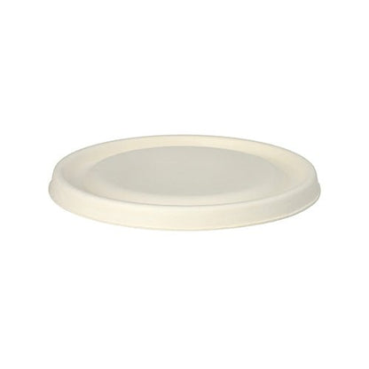 Un piatto usa e getta semplice, rotondo e bianco su sfondo bianco - perfetto da abbinare con PAPSTAR coperchi per ciotole di canna da zucchero Ø 17 cm, bianco, "pure" (25 pezzi) della PAPSTAR GmbH per maggiore comfort e sostenibilità.