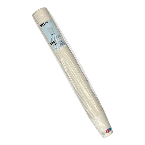 Un pacco da 100 bicchieri automatici Starpak "To Go" in cartone bianco (0,18 l, Ø 7 cm, 9,2 cm) è avvolto in pellicola su sfondo bianco - ideale come bicchiere da caffè o per il distributore automatico.