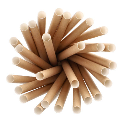 Vista dall'alto delle PAPSTAR cannucce per Bubble Tea "pure" (Ø 12 mm, 20 cm, marrone, ecologico | Pellicola, 200 pezzi) della PAPSTAR GmbH disposte in cerchio su sfondo bianco.