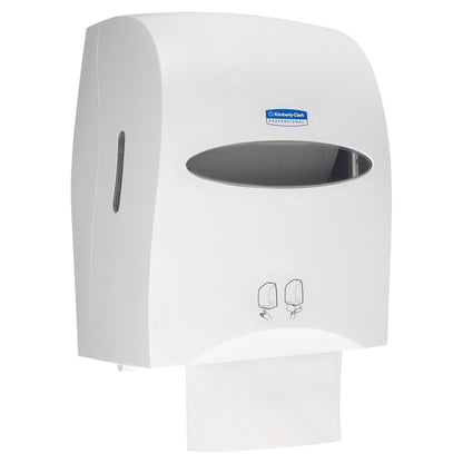 Il dispenser Kimberly-Clark Professional™ senza tocco elettronico in bianco consente l'estrazione igienica della carta tramite montaggio a parete, con fronte traslucida, erogazione della carta dal basso e icone facili da usare.