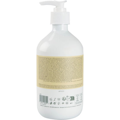 Flacone dosatore in plastica bianca con etichetta beige sul retro con informazioni sul prodotto, ingredienti e simboli di riciclaggio per la crema per le mani Abena Re-Seller GmbH, 21% di contenuto di grassi, leggermente profumata.
