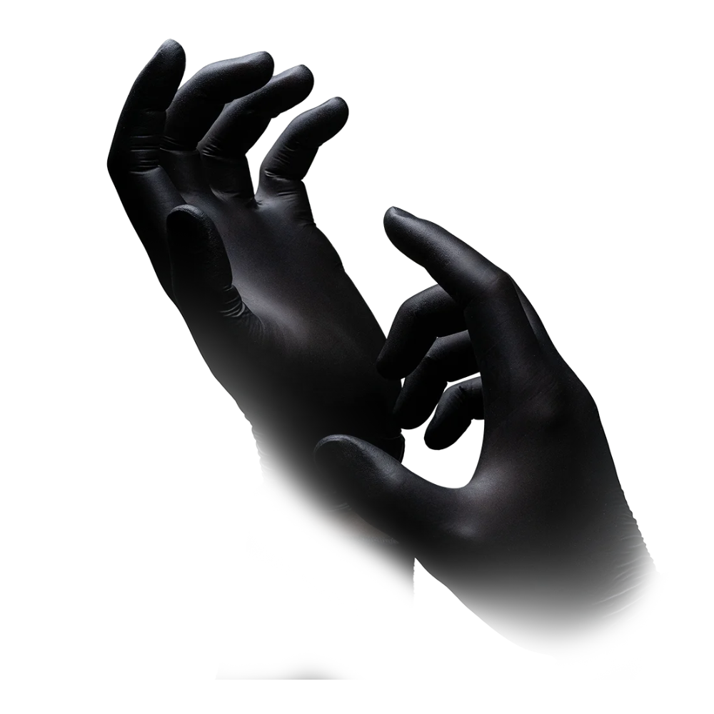 Due mani con guanti in nitrile AMPri Nature Gloves BLACK della AMPri Handelsgesellschaft mbH, noti per l'alta resistenza e la protezione chimica e biologica, sono posizionate su uno sfondo bianco. Le dita delle mani sono leggermente piegate, creando una posa drammatica.