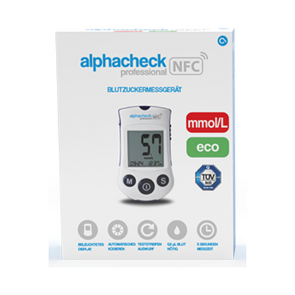 Scatola con Alphacheck Professional NFC Glucometro eco | Confezione (1 pezzo) di Berger Med GmbH. La scatola mostra un'immagine del dispositivo con un valore di misurazione di 5,7 mmol/L. Le funzioni evidenziate includono un display retroilluminato, funzionamento senza codifica, capacità NFC e un tempo di misurazione di 5 secondi per una gestione efficiente del diabete.