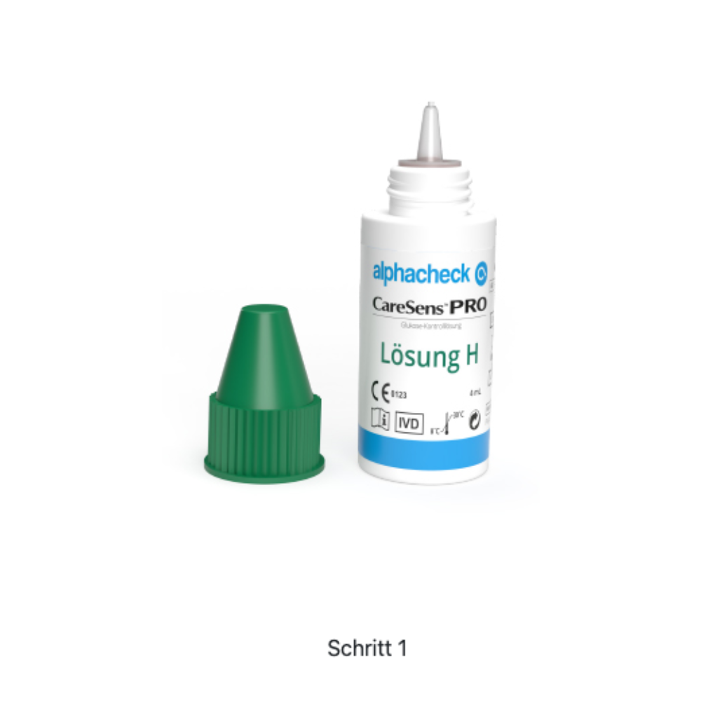 Un flacone bianco di soluzione di test con la scritta "Alphacheck CareSens PRO Soluzione di Controllo L+H | Confezione (2 Flaconcini)" con un design blu-bianco e un tappo verde posizionato accanto. Il flacone, destinato a misurazioni di prova con dispositivi per la misurazione della glicemia, ha un testo in tedesco e vari simboli che indicano l'uso medico. Il testo "Passo 1" è sotto l'immagine.